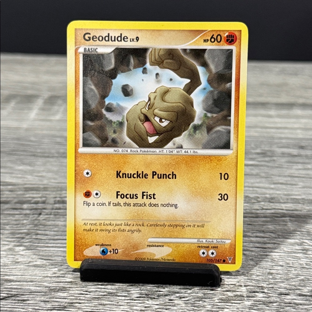 Pokémon | Supreme Victors #105/147: Geodude (2009) - Collectible Trading Card